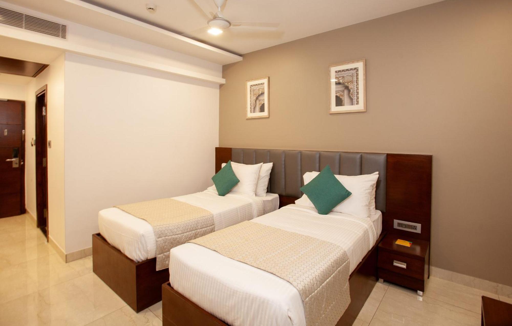 Mango Suites Viera Hajdarabad Zewnętrze zdjęcie